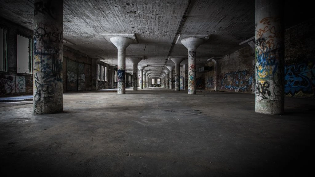 Interior of the 6,000 sq ft Duran Productions soundstage at 240 Kent Avenue, Brooklyn.